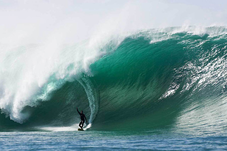 mavericks-big-wave-surfing1
